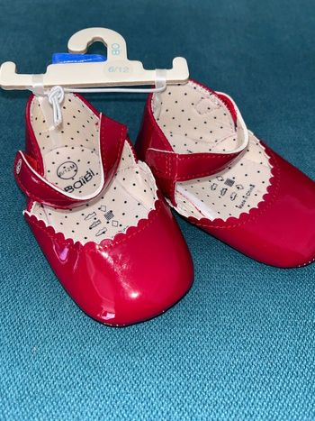 Chaussure enfant rouge vinyle