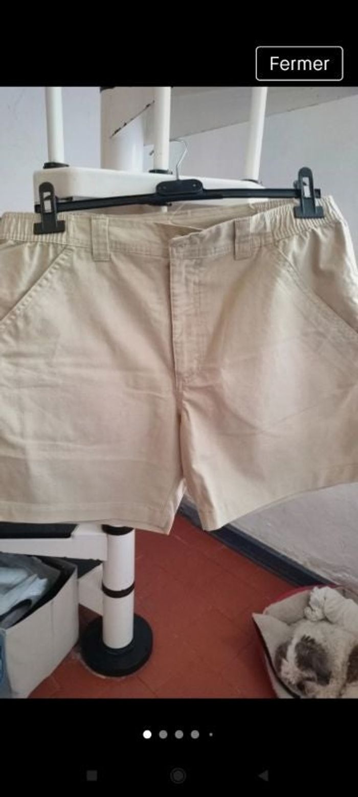 #kutie44homme. Bermuda taille 44