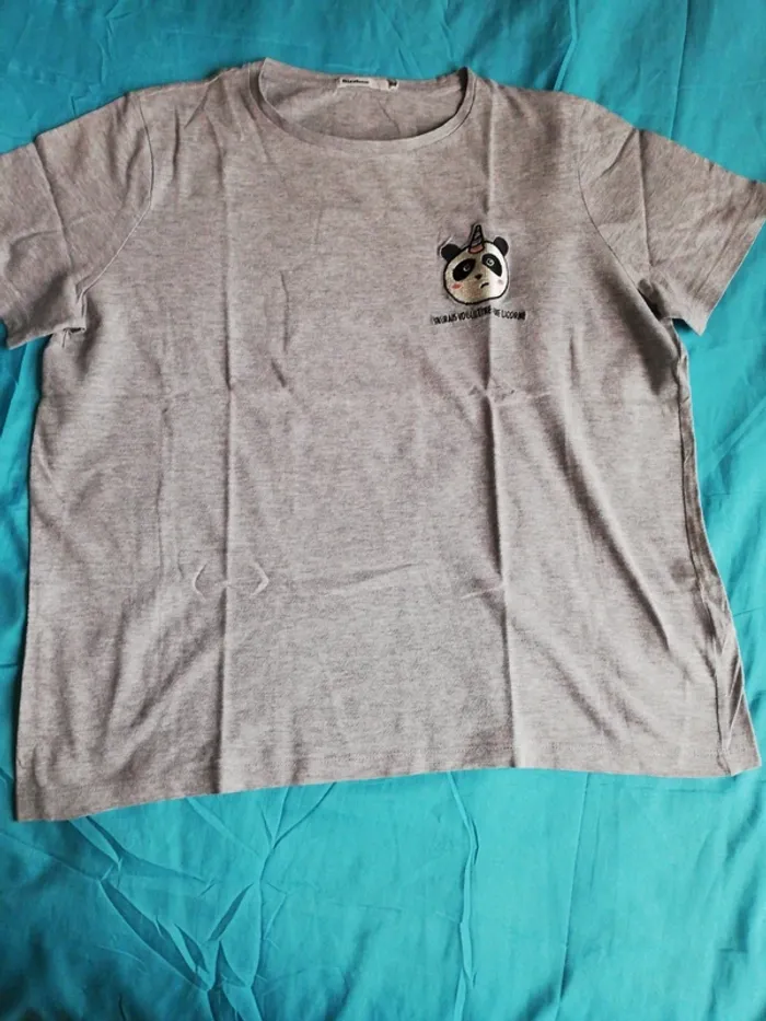 T-shirt femme - photo numéro 2