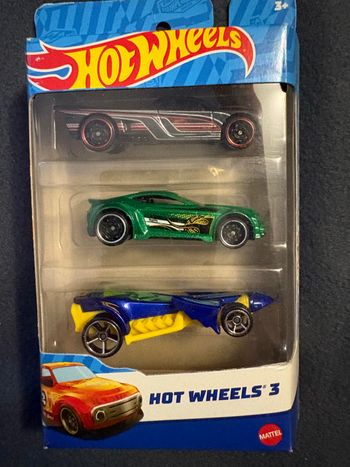 Hot Wheels set de 3 véhicules , modèle aléatoire