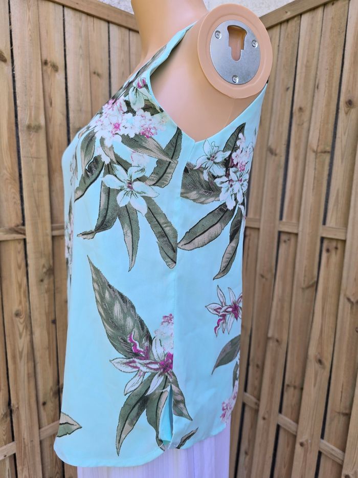 Débardeur neuf 🍒Ardene🍒taille 36/38 - photo numéro 2