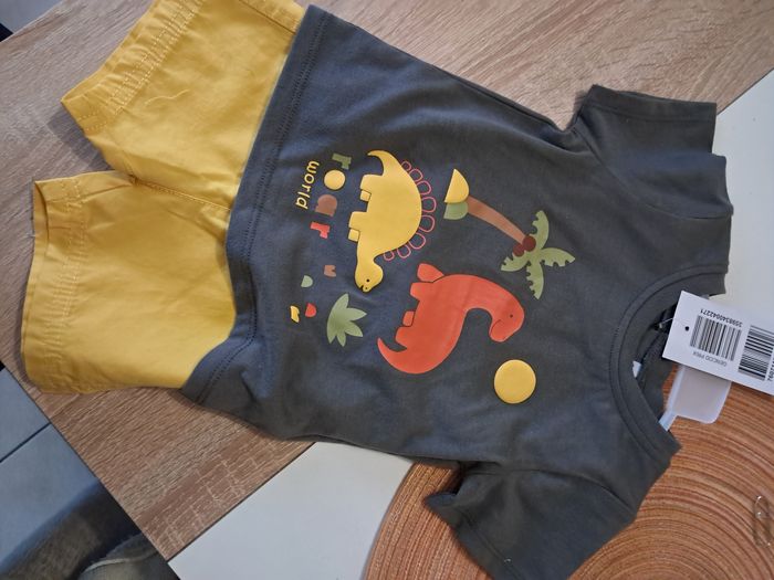 Ensemble garçon 6 mois - photo numéro 2