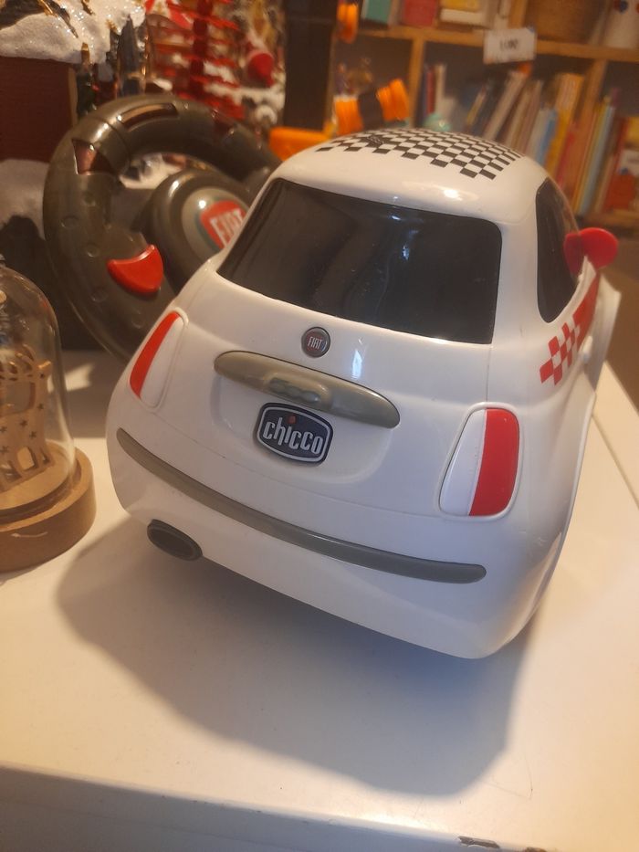 Voiture télécommandée - photo numéro 4