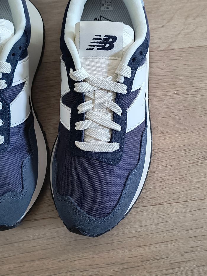 Baskets chaussures New Balance neuves taille 36.5 - photo numéro 9
