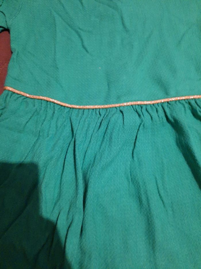 Robe verte - photo numéro 2