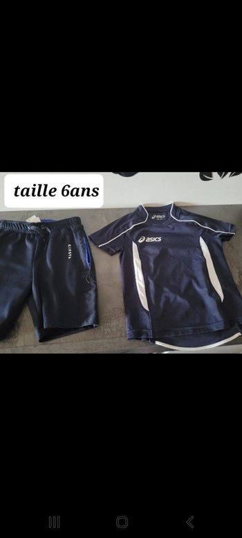 1 Short kipsta + 1 t-shirt asic