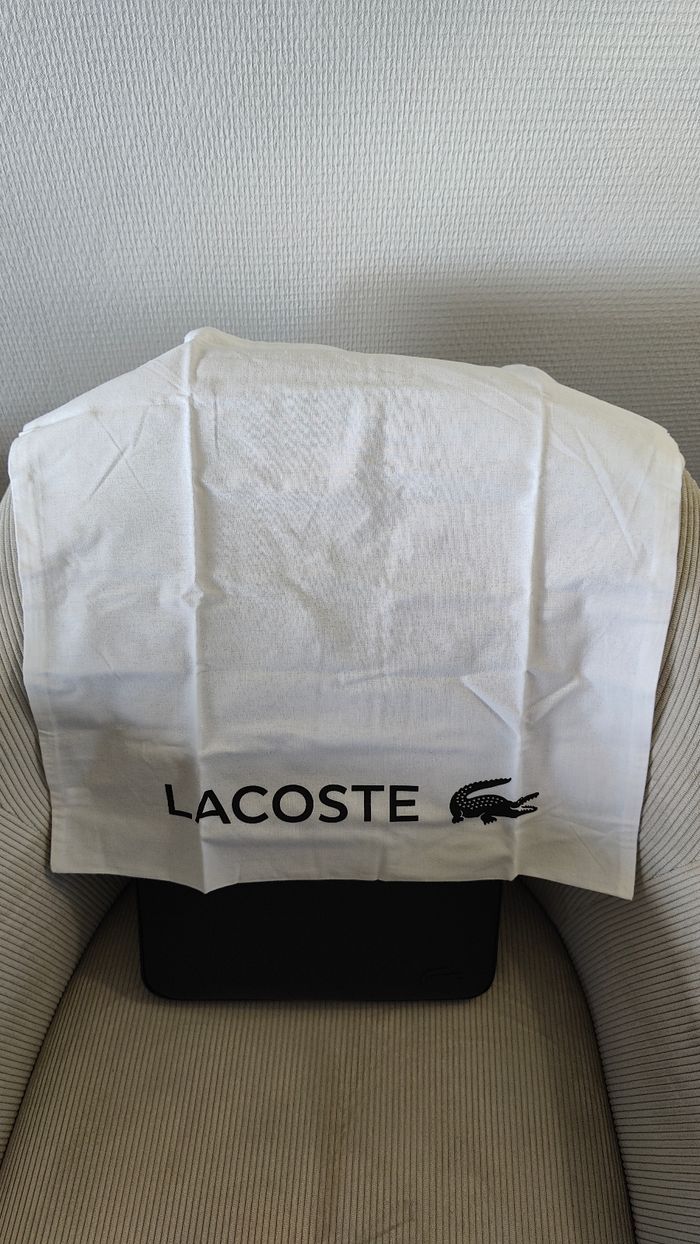 Sac à bandoulière Classic Lacoste neuf - photo numéro 3