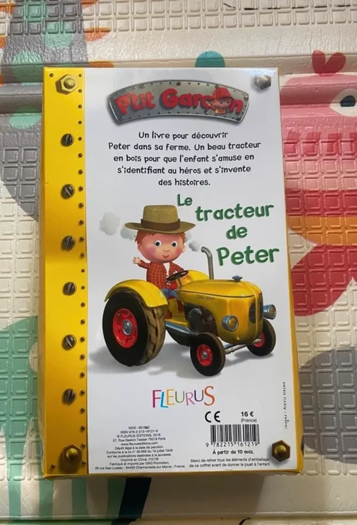 P'tit garçon le tracteur de de Peter - photo numéro 2