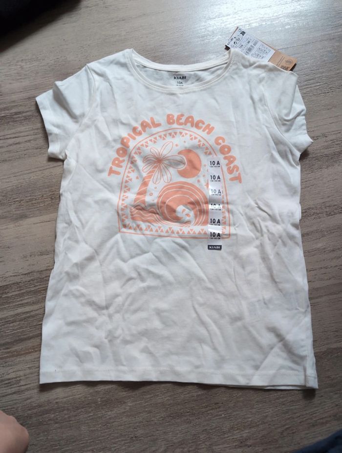 T-shirt 10 ans neuf