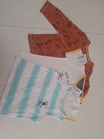 Lot de T-shirts garcon neufs 18mois