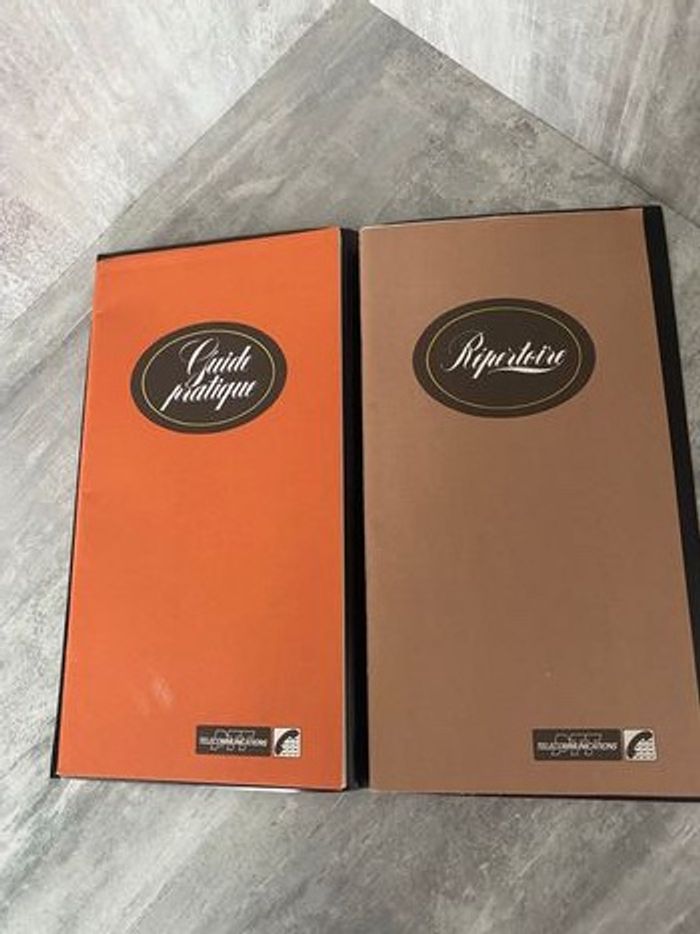 Lot de guide et répertoire PTT et télécom