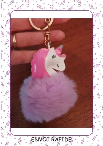 Porte clé rose pompon plus licorne