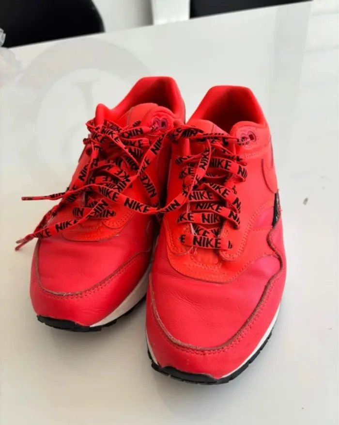 Nike Air Max 1 Overbranding Bright Crimson – Taille 38 – Excellent état - photo numéro 3