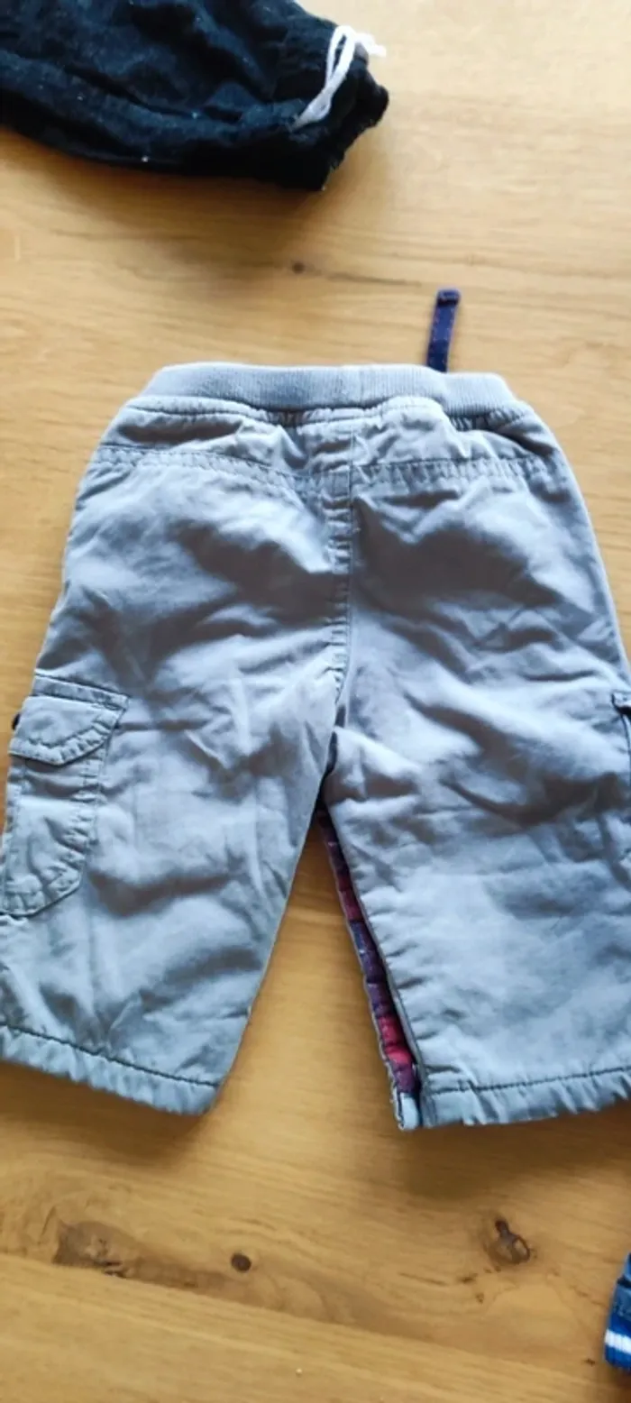 Lot 4 pantalons 6 mois - photo numéro 10