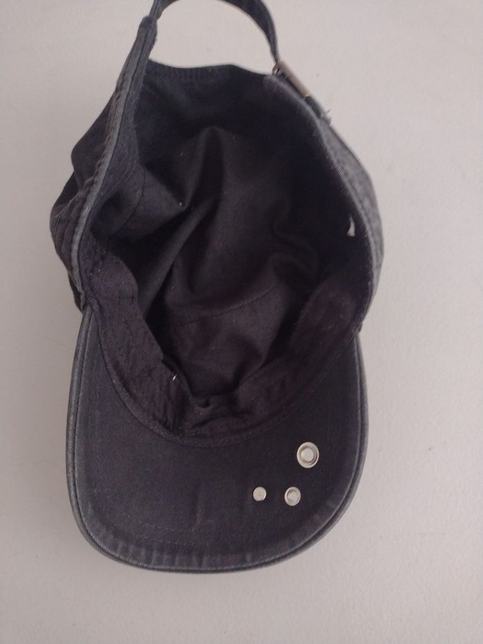 Casquette (A25) - photo numéro 3