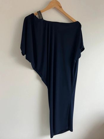 Robe bleu marine asymétrique