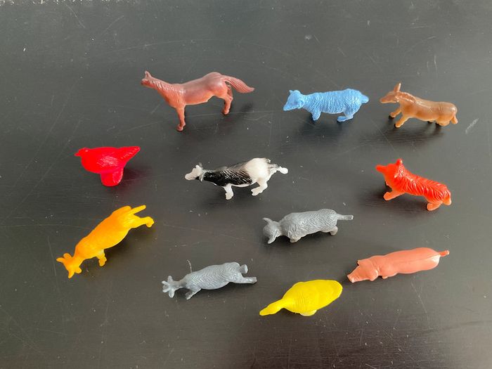 Figurines Animaux de la ferme - en plastique