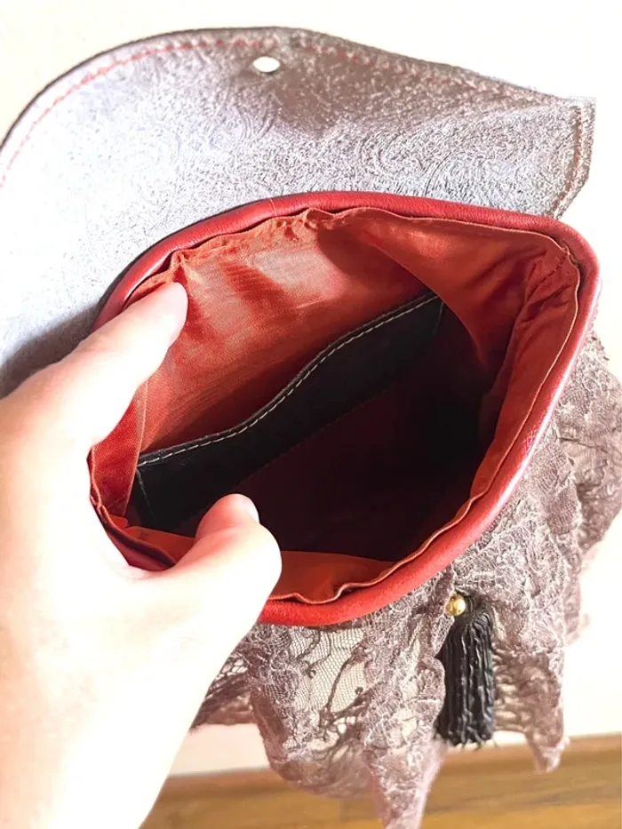Sac en Cuir avec Dentelle de Calais – Élégance Chic - photo numéro 18