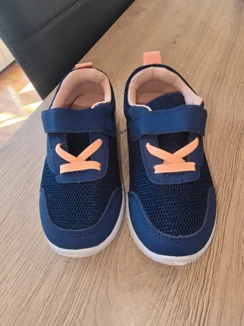 Baskets enfant bleu marine/saumon – pointure 25