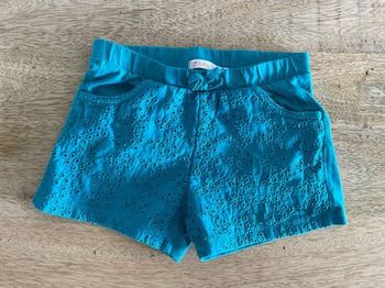 Short fille 