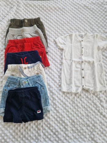 Lot vêtements 6 mois