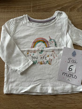 Tee shirt licorne Primark t.6m