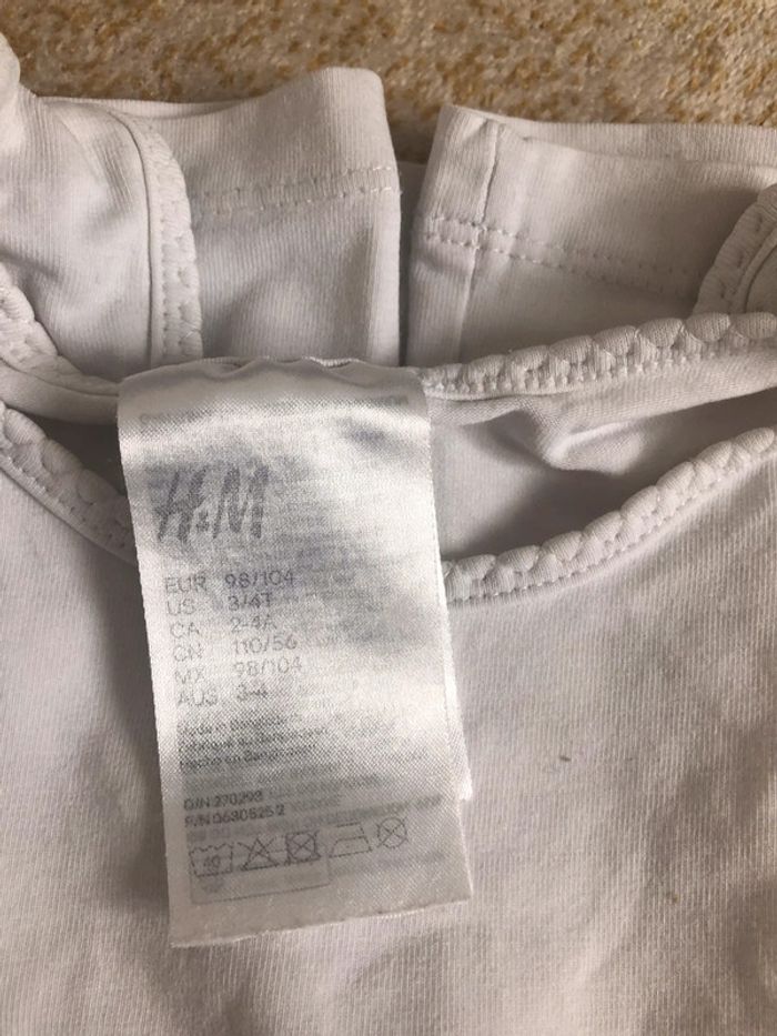 Sous vêtements - photo numéro 2