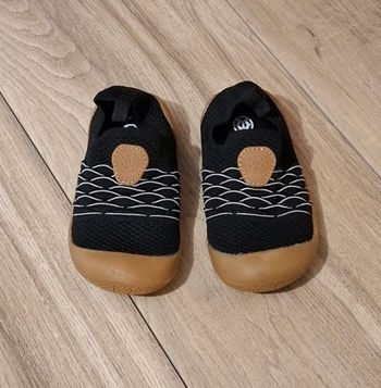 Chaussons chaussures memoire de forme bébé enfant Mixte noir