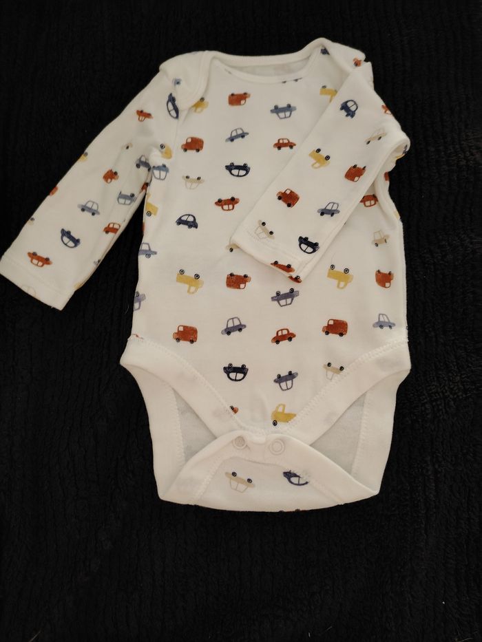 7 bodies neufs - photo numéro 2