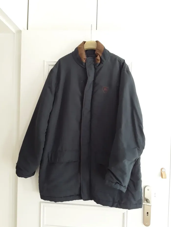Veste par-dessus