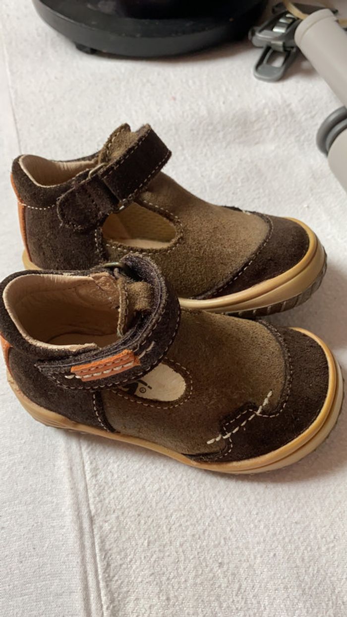 Sandale chaussure bopy mi saison - photo numéro 2