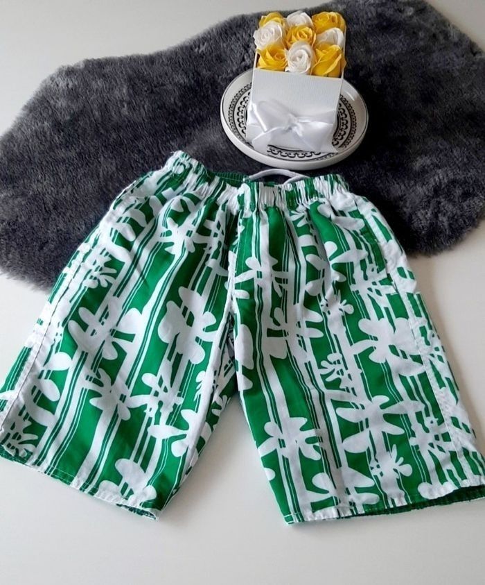 Short réversible 10 ans - photo numéro 2