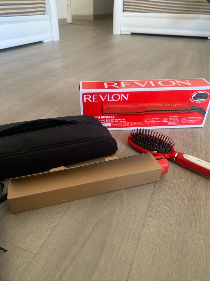 Lisseur REVLON - photo numéro 2