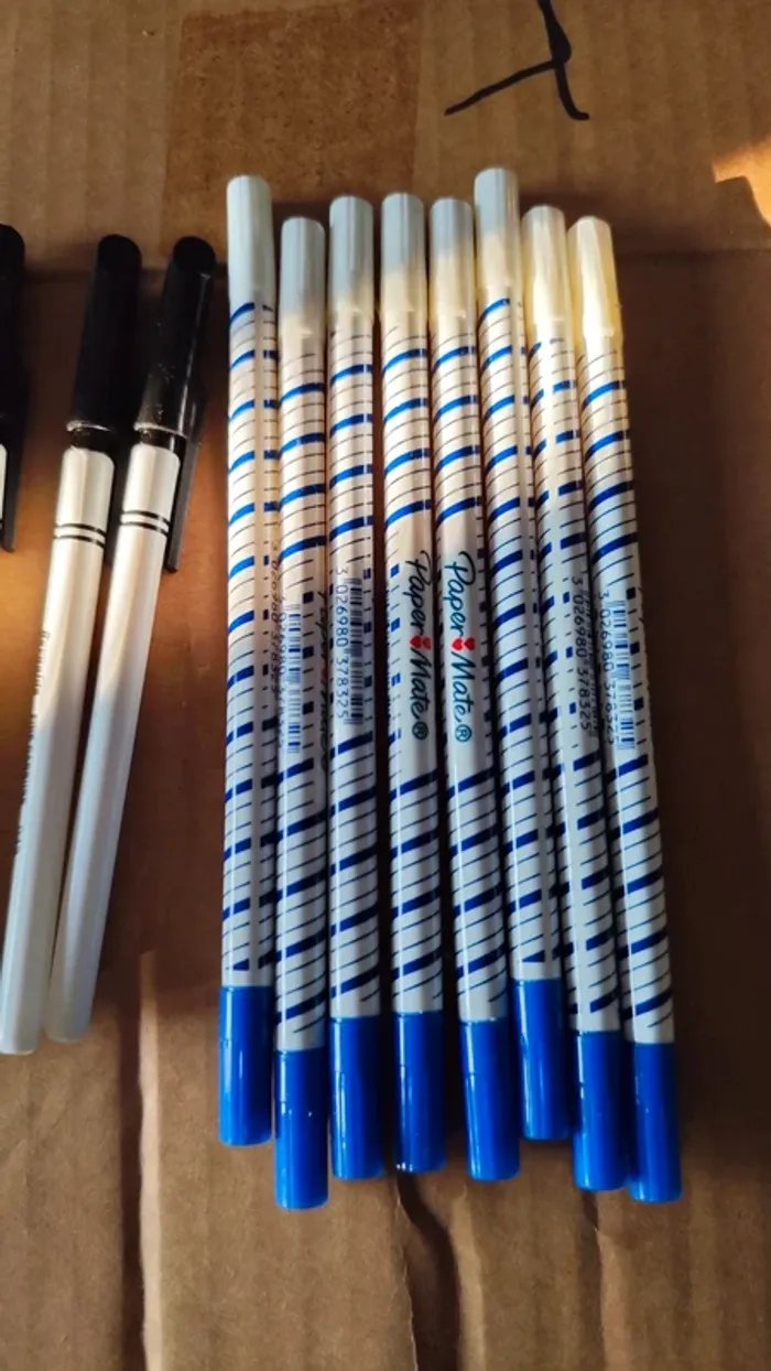 Lot de stylos - photo numéro 5