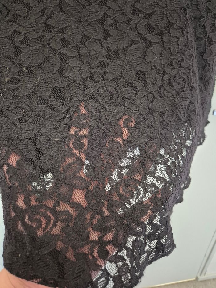 Superbe croc top taille 40 en dentelle - photo numéro 5