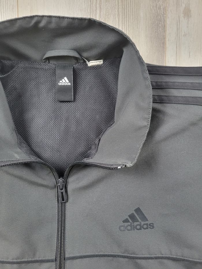 Veste Adidas gris anthracite – Taille L (mesures) – Très bon état - photo numéro 2