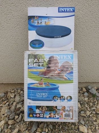 Piscine + bâche