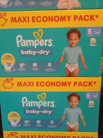Pampers 94 couches taille 5