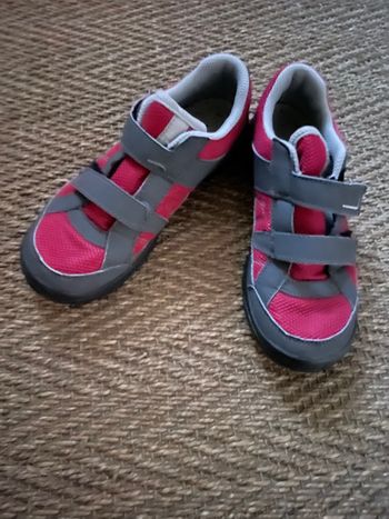 Chaussures de randonnée Décathlon pointure 33