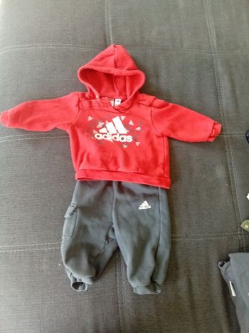 Ensemble Adidas bébé 6/9 mois