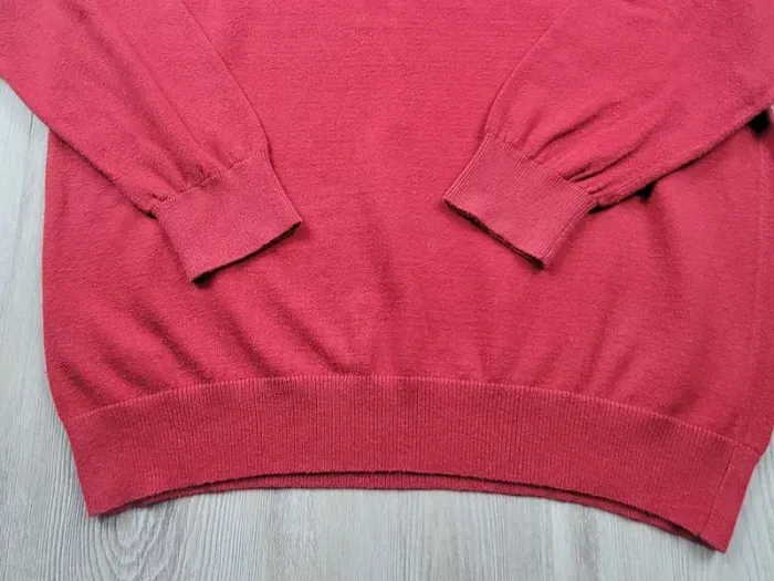 Pull rouge col V LL Bean – taille M – Très bon état - photo numéro 7