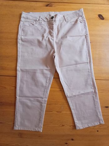 Pantacourt rose très pâle