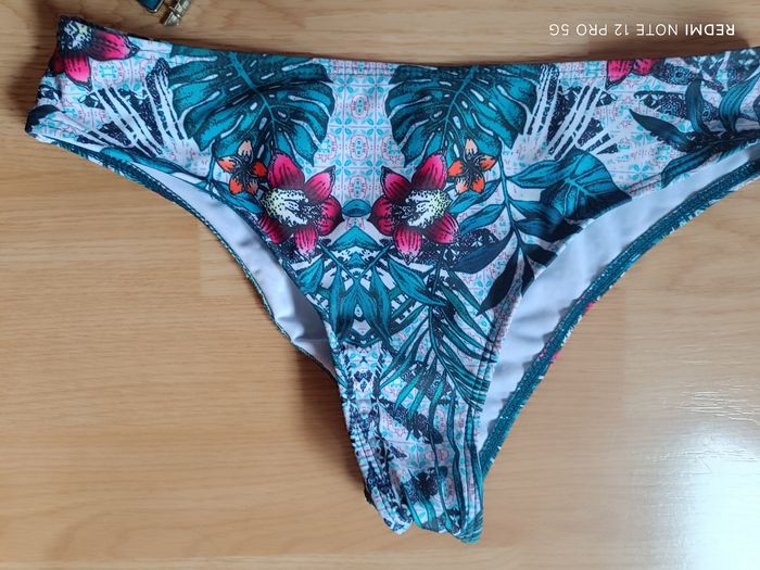 Maillot de bain vert avec paréo T.S (36) - photo numéro 5
