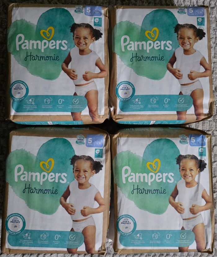 Couches Pampers Harmonie taille 5x4