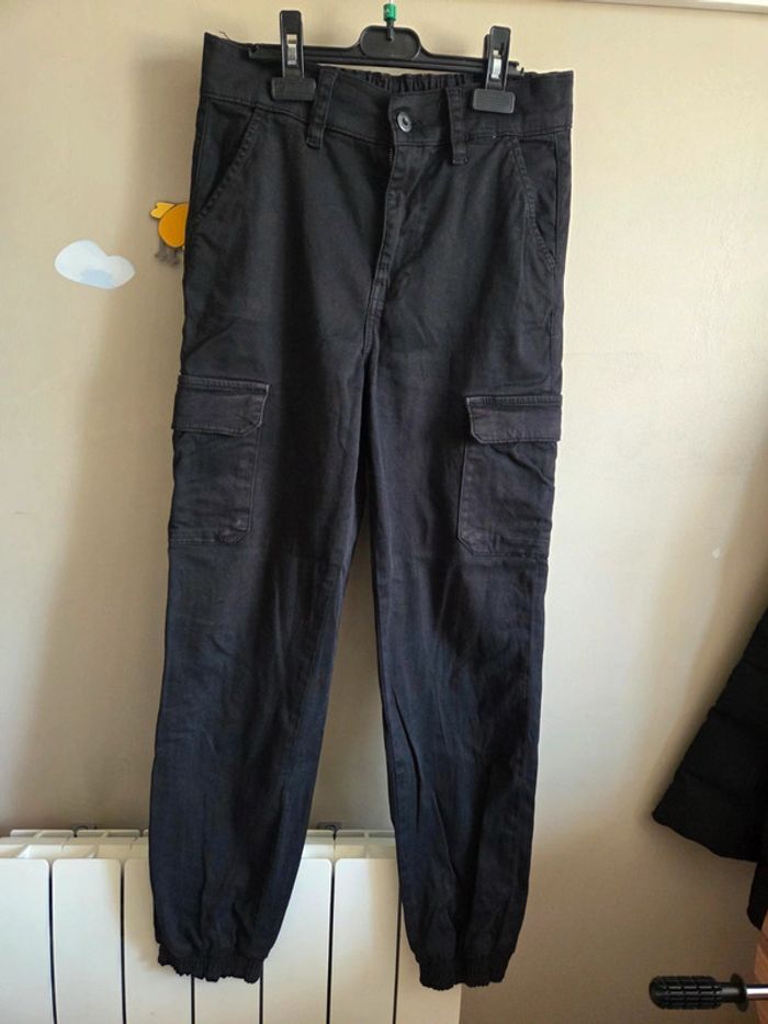 Pantalons forme cargo - photo numéro 4