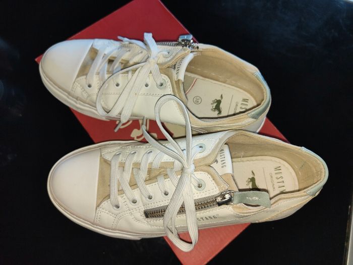 Basket mustang 38 - photo numéro 2