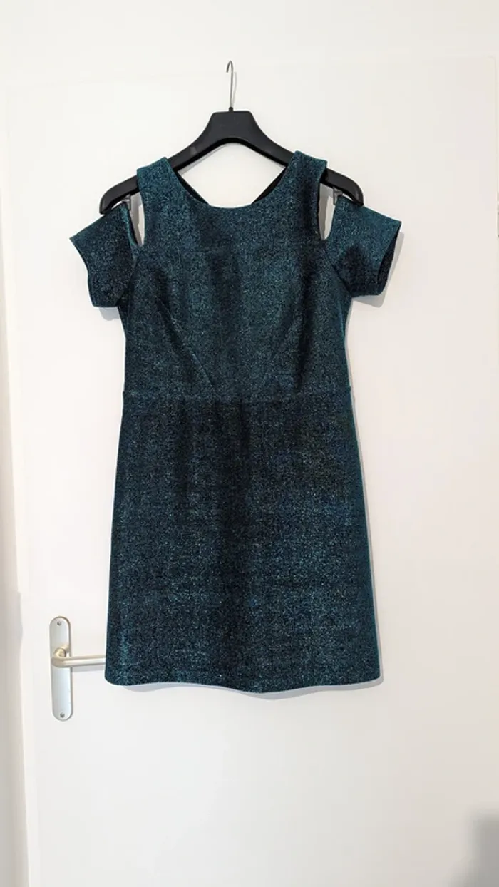 Robe bleu épaule dénudée paillette Top Shop