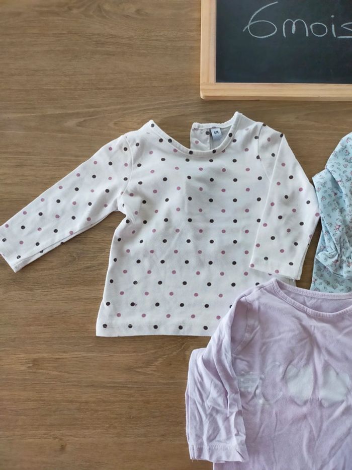 Tshirt fille taille 6mois - photo numéro 2