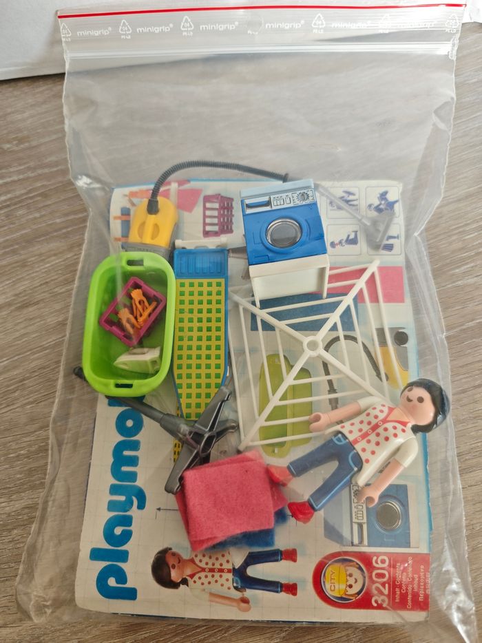Playmobil 3206 Ménagère et buanderie - photo numéro 2
