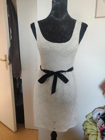 Robe dentelle 36/38
